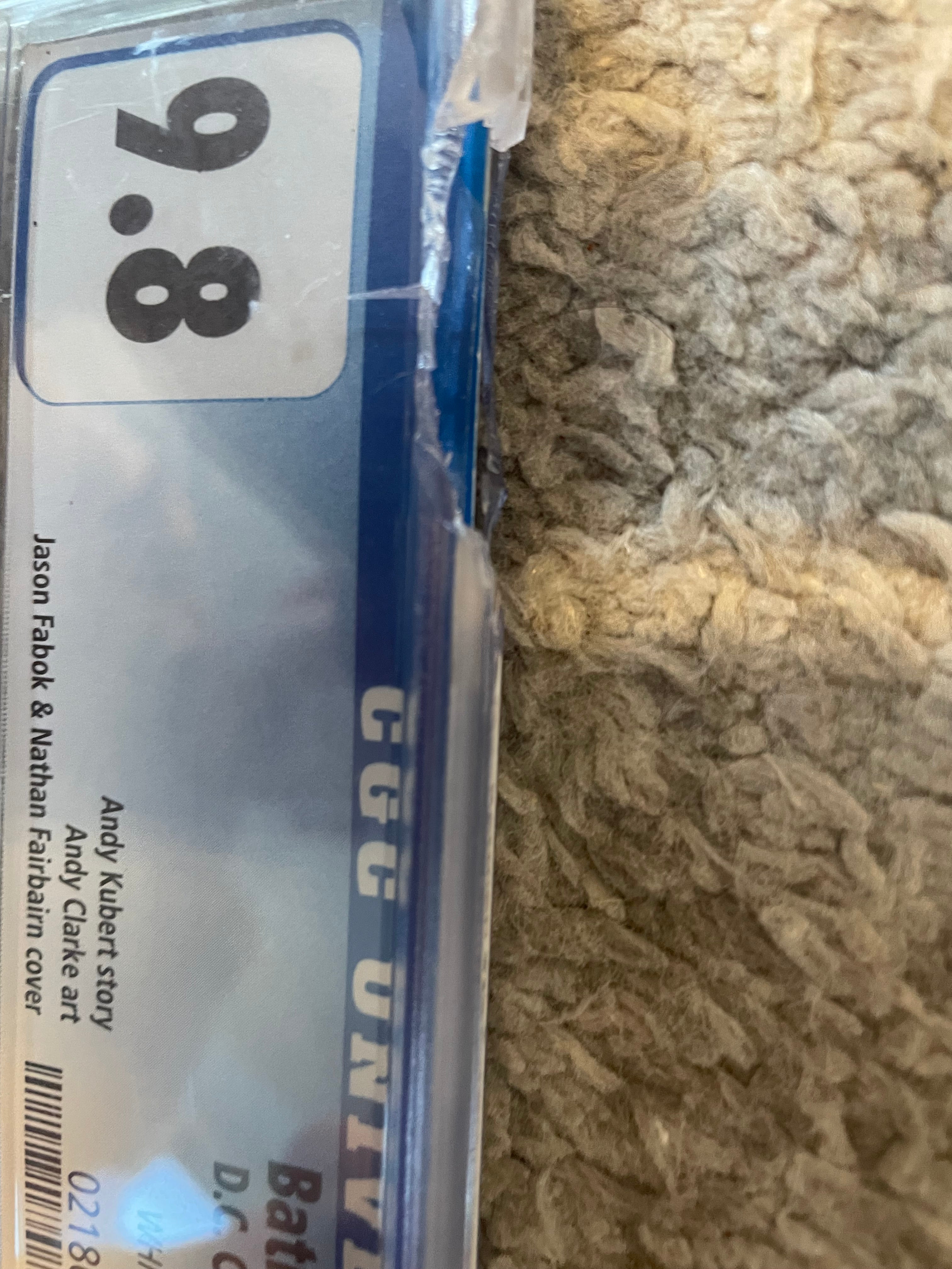 Batman #23.1 Detailaufnahme beschädigter Slab