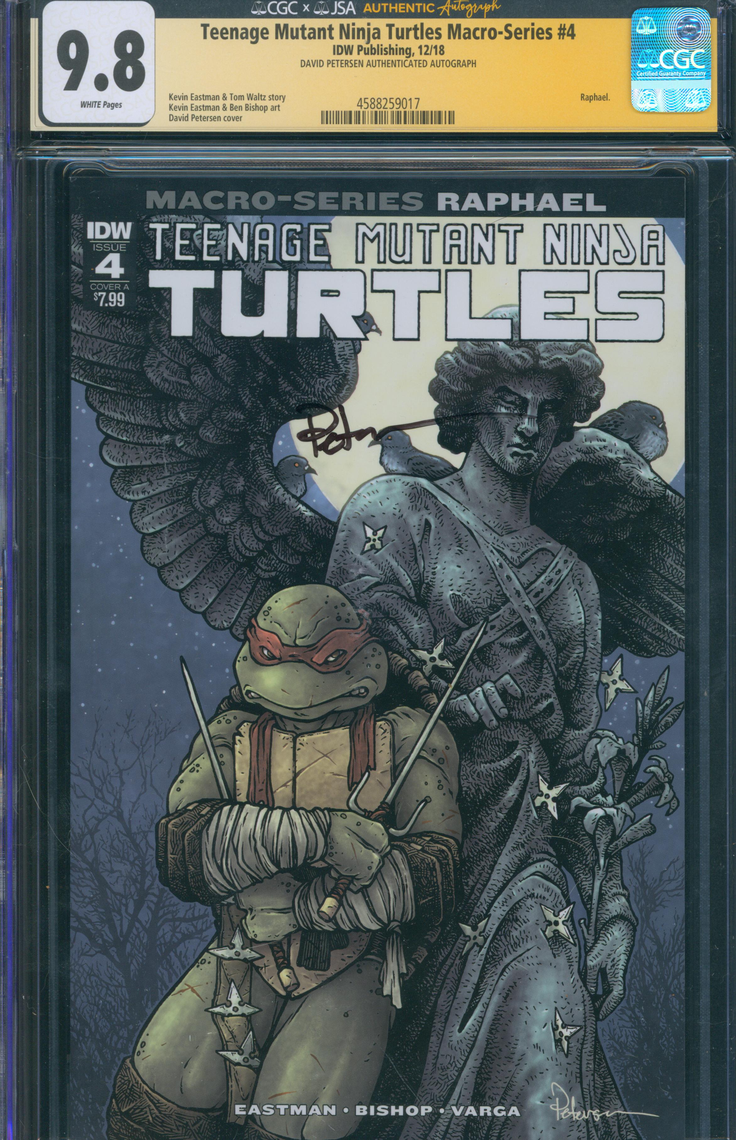 Teenage Mutant Ninja Turtles Macro-Series #4 |unterschrieben von David Petersen|